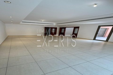 Villa de 4 chambres à Abu Dhabi, UAE No. 225090 6