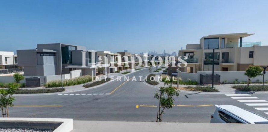 Villa de 4 chambres à Jebel Ali Industrial 1, UAE No. 172914