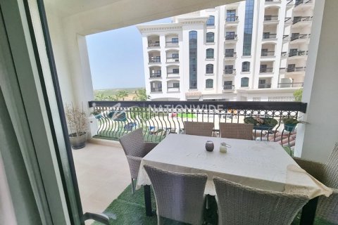 3 bedrooms Apartment in Abu Dhabi, UAE No. 89341 12