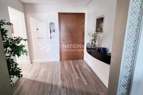 3 bedrooms Apartment in Abu Dhabi, UAE No. 89341 20