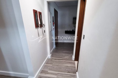 3 bedrooms Apartment in Abu Dhabi, UAE No. 89341 13