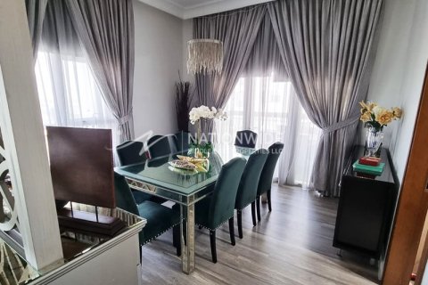 3 bedrooms Apartment in Abu Dhabi, UAE No. 89341 19