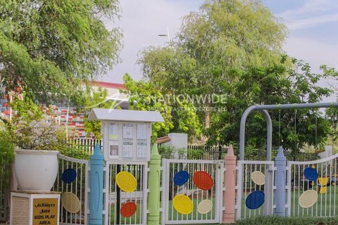 3 bedrooms Apartment in Abu Dhabi, UAE No. 89341 6