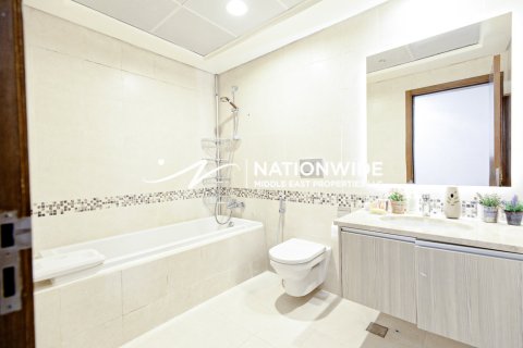 3 bedrooms Apartment in Abu Dhabi, UAE No. 89341 9