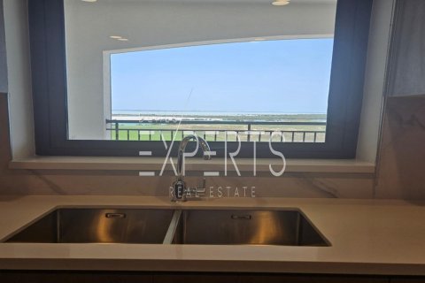 Apartment de 2 dormitorios en Yas Island, UAE No. 224213 6