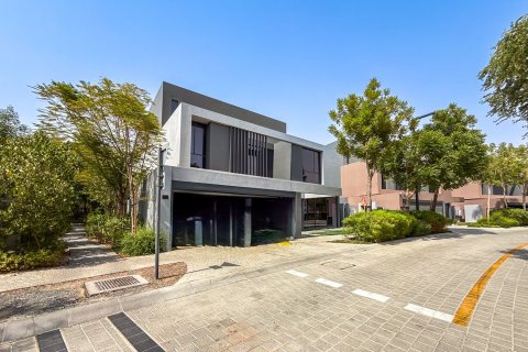 5 bedrooms Villa in Tilal City, UAE No. 223388 13