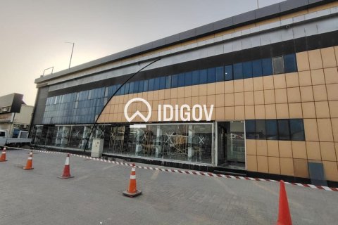 557.42m² Warehouse in Al Quoz Industrial Area, UAE No. 184963