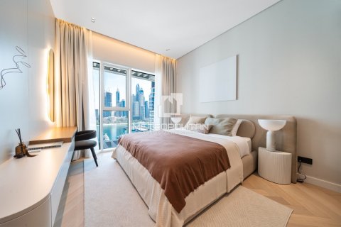 2 غرف نوم شقة في EMAAR Beachfront, الإمارات العربية المتحدة رقم 129791 16