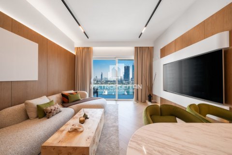 2 غرف نوم شقة في EMAAR Beachfront, الإمارات العربية المتحدة رقم 129791 4
