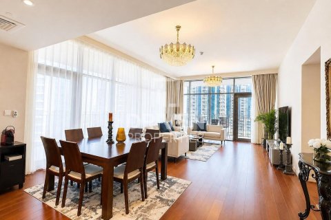 Apartment de 3 dormitorios en BLVD Crescent, UAE No. 218348 6