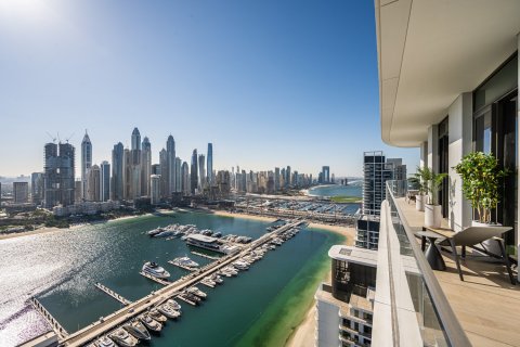 Квартира с 4 спальнями в EMAAR Beachfront, ОАЭ №195863
