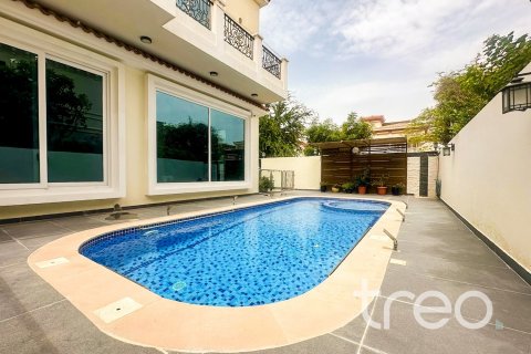 Villa de 7 dormitorios en The Villa, UAE No. 222674 6