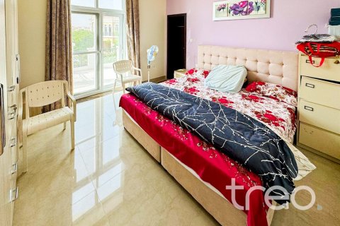 Villa de 7 dormitorios en The Villa, UAE No. 222674 12