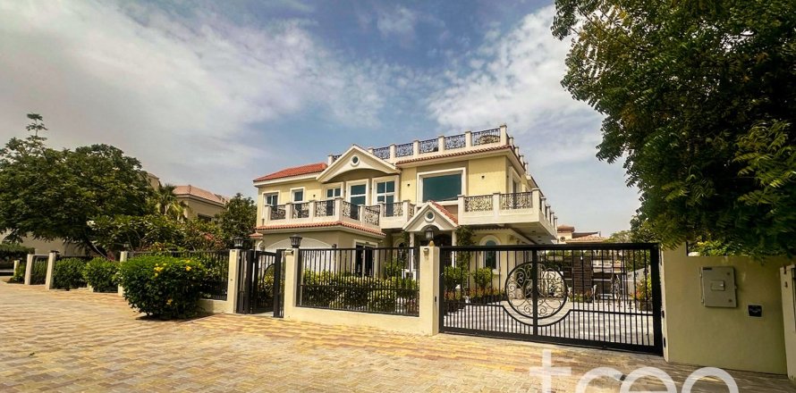 Villa de 7 dormitorios en The Villa, UAE No. 222674