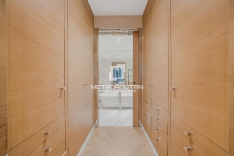 2 bedrooms Apartment in Palm Jumeirah, UAE No. 128923 10
