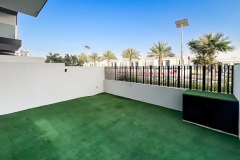 Villa de 4 dormitorios en Al Furjan, UAE No. 215344 18
