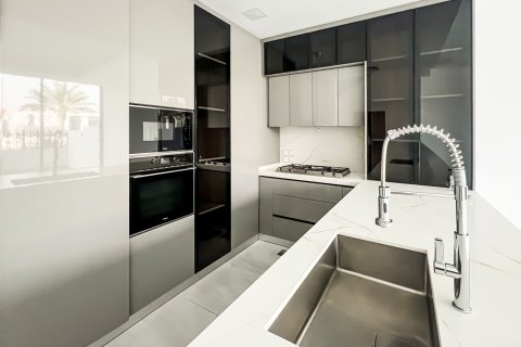 Villa de 4 dormitorios en Al Furjan, UAE No. 215344 8