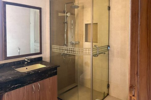 Villa de 5 dormitorios en Jumeirah, UAE No. 215404 19