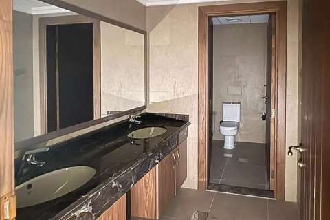 Villa de 5 dormitorios en Jumeirah, UAE No. 215404 28