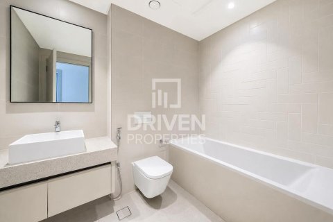 1 bedroom Apartment in EMAAR Beachfront, UAE No. 211949 8