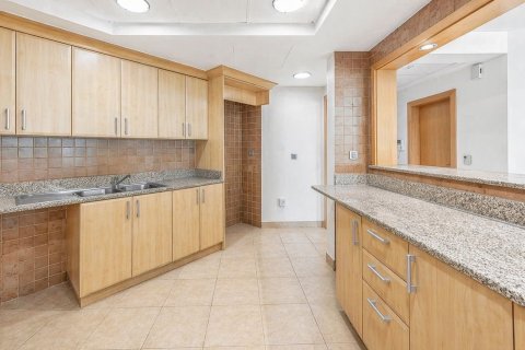 Apartment de 3 dormitorios en Palm Jumeirah, UAE No. 221636 4