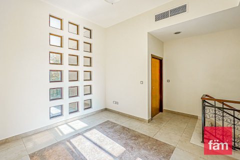 4 bedrooms Townhouse in Dubai, UAE No. 223852 4