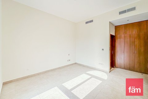 4 bedrooms Townhouse in Dubai, UAE No. 223852 3