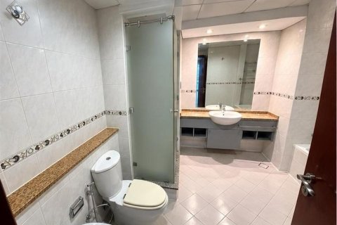 2 bedrooms Apartment in Jumeirah Lake Towers, UAE No. 220352 3