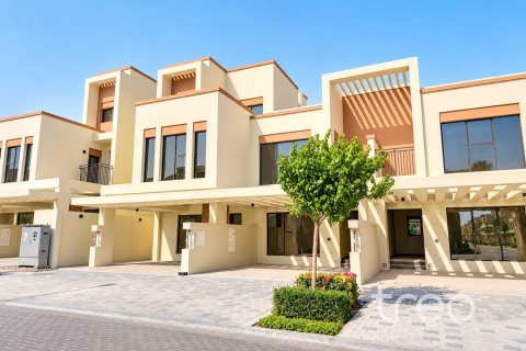 5 bedrooms Townhouse in Damac Lagoons, UAE No. 220850 25