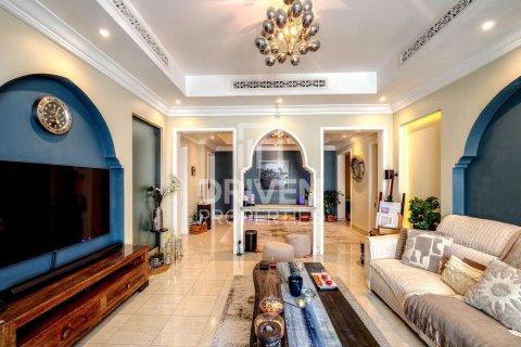 2 غرف نوم شقة في وسط مدينة دبي, الإمارات العربية المتحدة رقم 214152 4