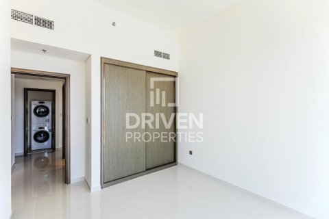 2 bedrooms Apartment in EMAAR Beachfront, UAE No. 211390 9