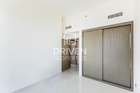 2 bedrooms Apartment in EMAAR Beachfront, UAE No. 211390 8