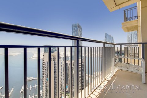 Apartment de 2 dormitorios en Harbour Views 2, UAE No. 5659 3