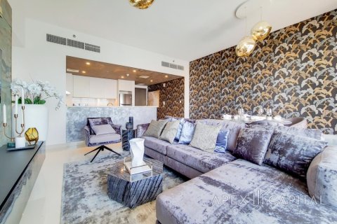 Apartment de 2 dormitorios en Harbour Views 2, UAE No. 5659 5