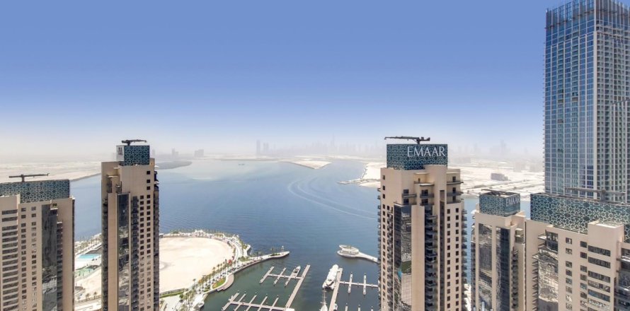 Apartment de 2 dormitorios en Harbour Views 2, UAE No. 5659