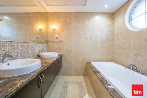 3 غرف نوم فيلا في Jumeirah Park, الإمارات العربية المتحدة رقم 199361 27