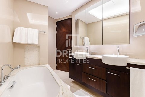 Apartment de 2 dormitorios en The Address Sky View Towers, UAE No. 214862 14