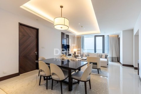 Apartment de 2 dormitorios en The Address Sky View Towers, UAE No. 214862 4