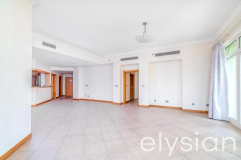 Apartment de 3 dormitorios en Shoreline Apartments, UAE No. 64779 3