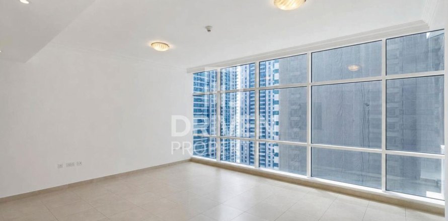Apartment de 2 dormitorios en MAG 218, UAE No. 202696