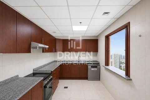Apartment de 2 dormitorios en MAG 218, UAE No. 202696 11