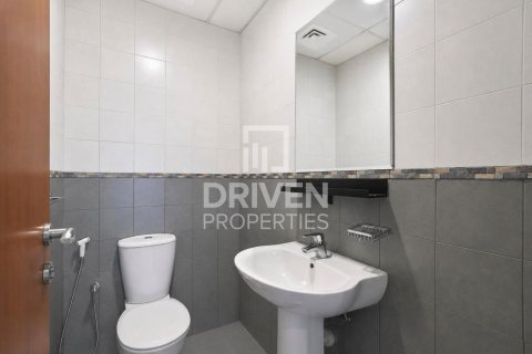 Apartment de 2 dormitorios en MAG 218, UAE No. 202696 14