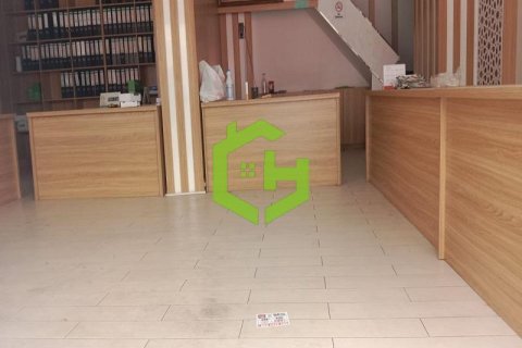 111.5مربع، محل تجاري في Deira, الإمارات العربية المتحدة رقم 92142 8