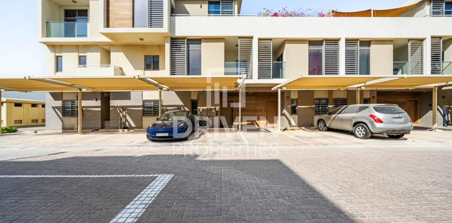 Appartement de 2 chambres à The Pulse, UAE No. 211580