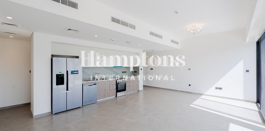 Villa de 3 dormitorios en Sweden, UAE No. 219227