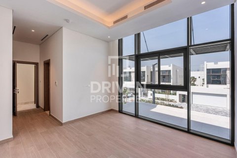 Villa de 4 dormitorios en District One, UAE No. 217477 13