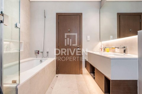 Villa de 4 dormitorios en District One, UAE No. 217477 19