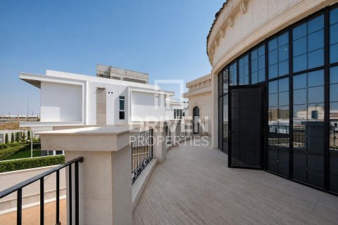 Villa de 6 dormitorios en Nadd Al Sheba, UAE No. 221471 24