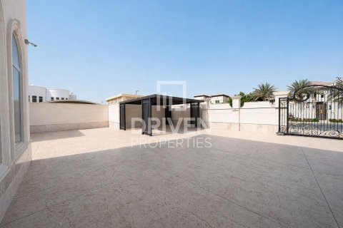 Villa de 6 dormitorios en Nadd Al Sheba, UAE No. 221471 4