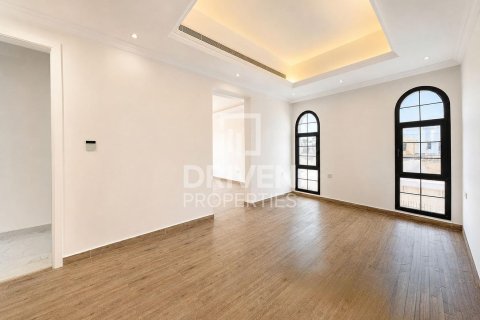 Villa de 6 dormitorios en Nadd Al Sheba, UAE No. 221471 13